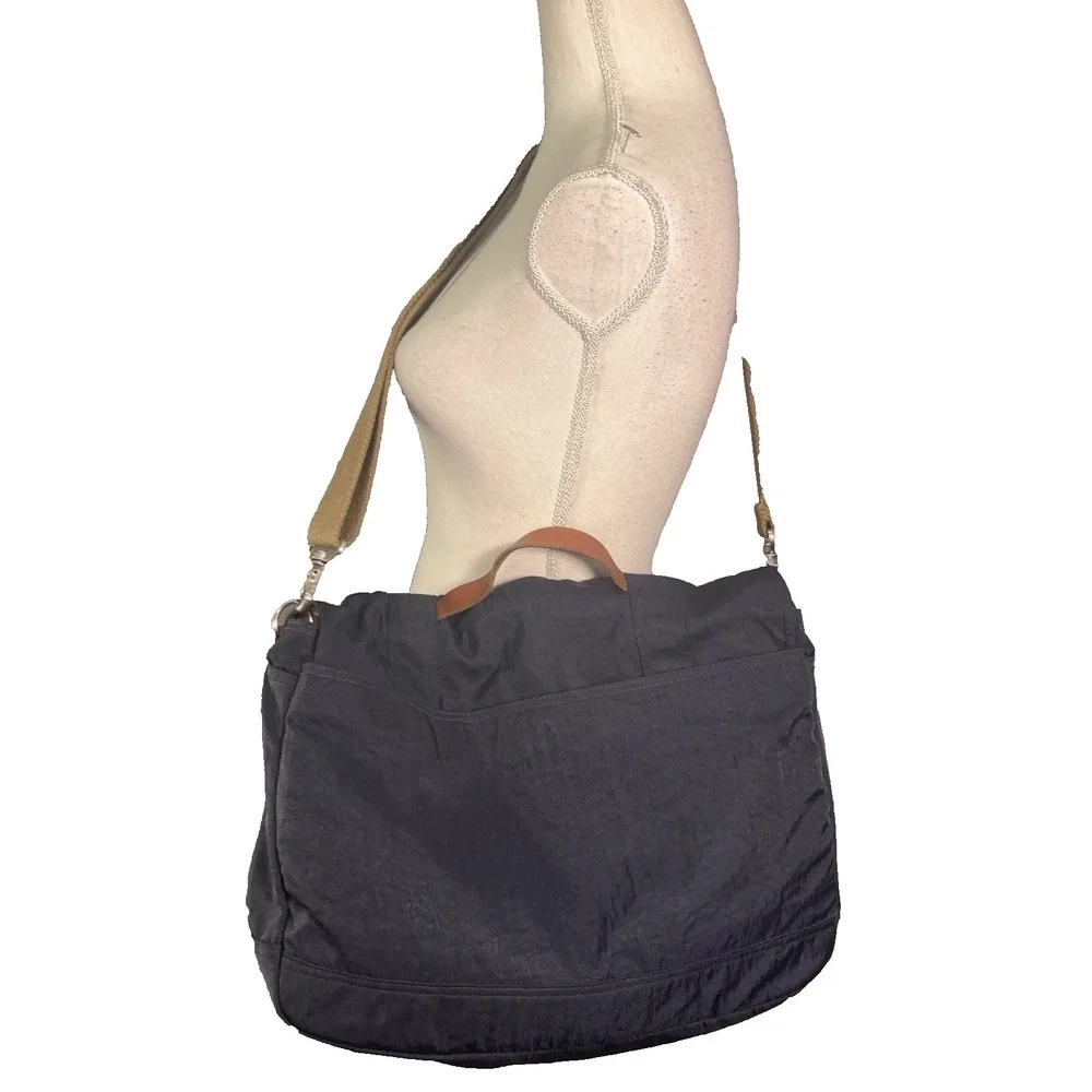 J.Crew Dry Goods Harwick Nylon Messenger Bag Blue Leather Trim Shoulder Strap